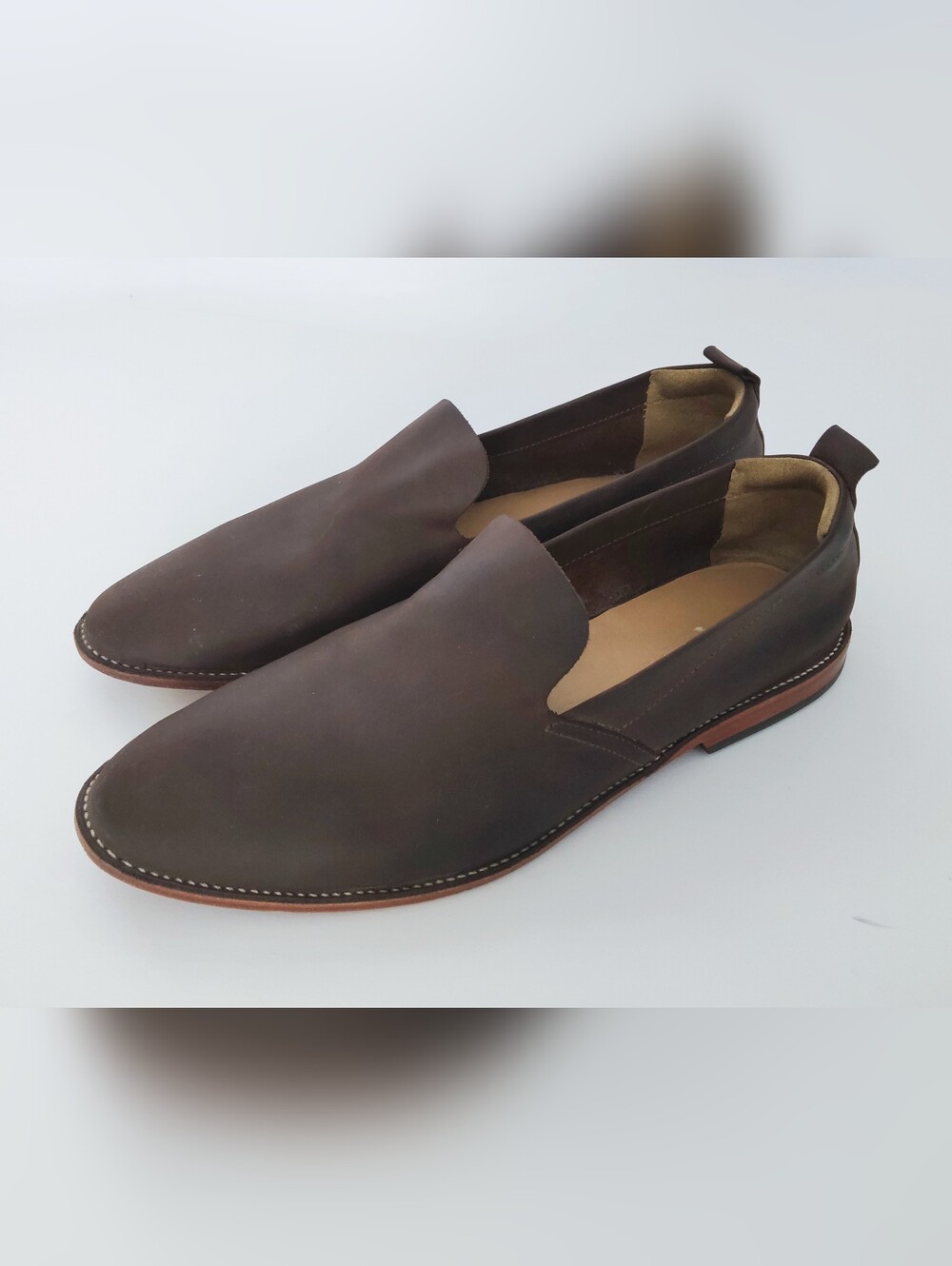 Adelante Men's Handcrafted Leather Slip-On Loafers. Size 10 D. Pre-owned.
